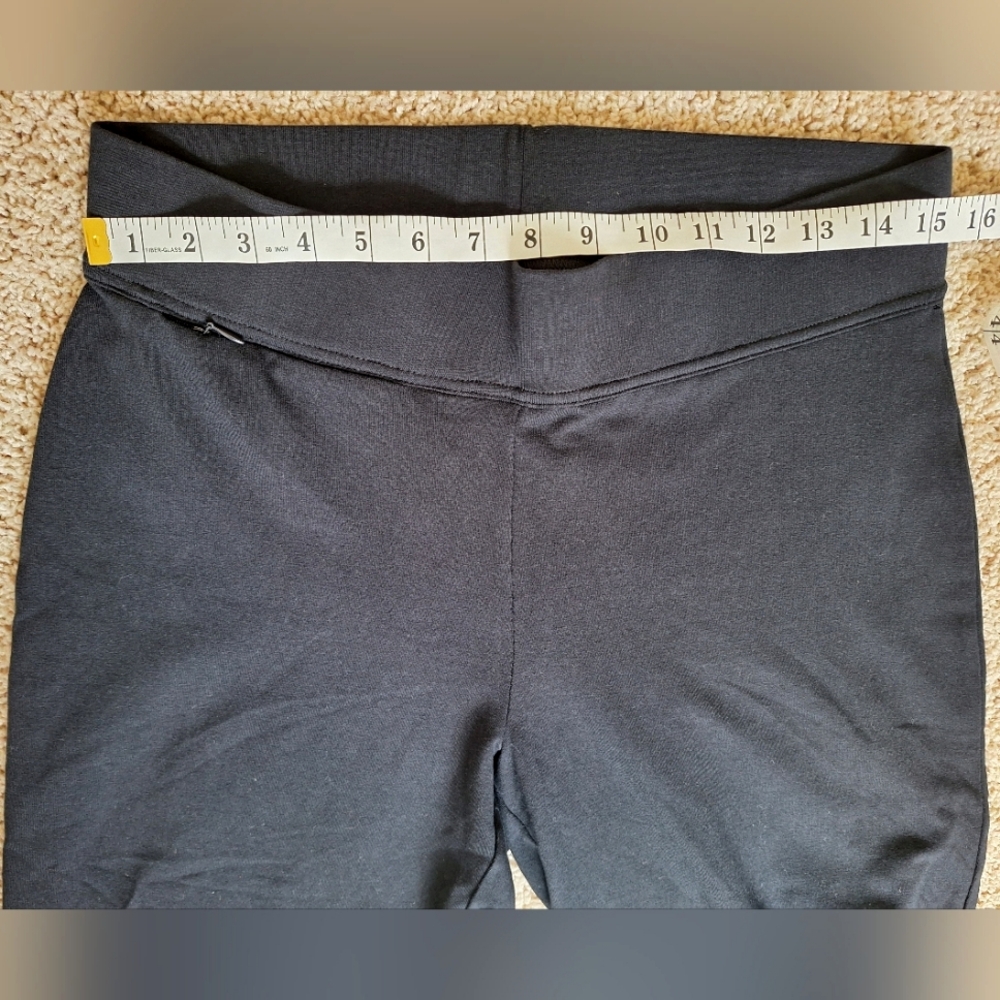 Lands End Women' Black Wide Leg Cropped Pull-on Athletic Pants - Size Medium - Picture 5 of 9